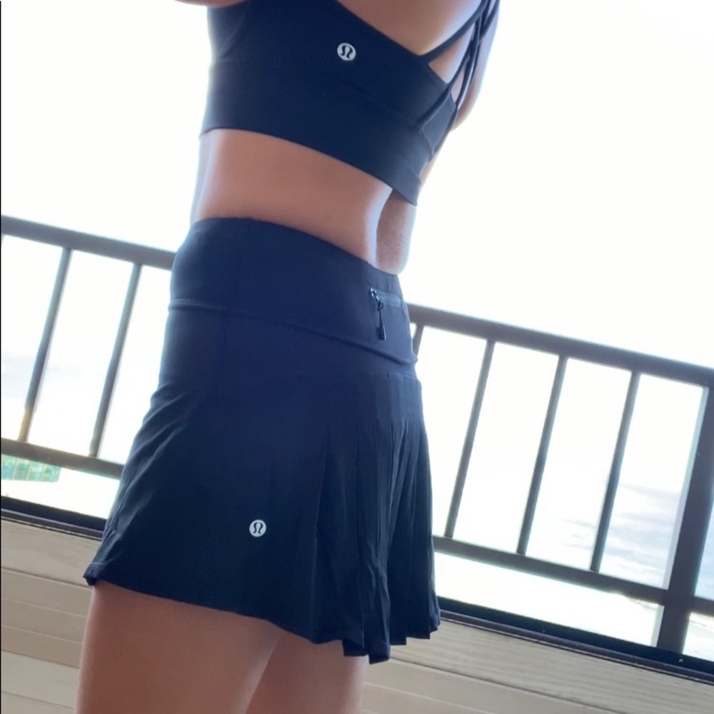 LULULEMON Circuit Breaker Skirt with shorts inside